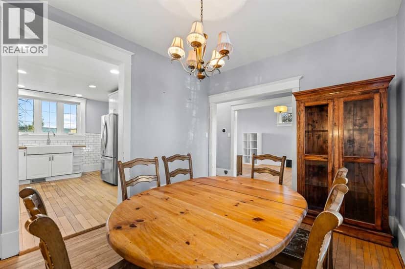 415 1 Street S — photo 12 of 40
