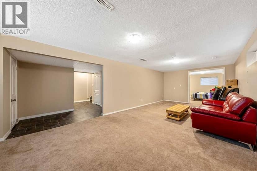 4055 Dovercroft Road SE — photo 25 of 40