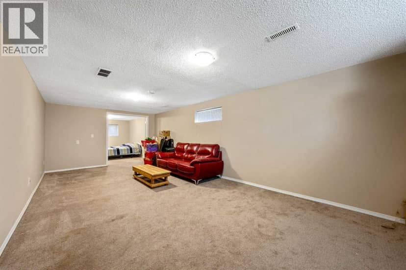 4055 Dovercroft Road SE — photo 24 of 40