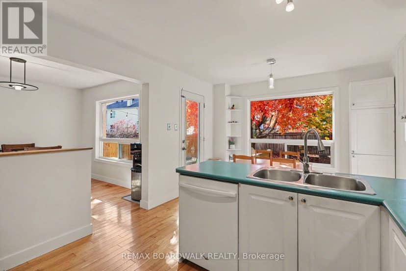 869 Clearcrest Crescent, Ottawa, photo 8