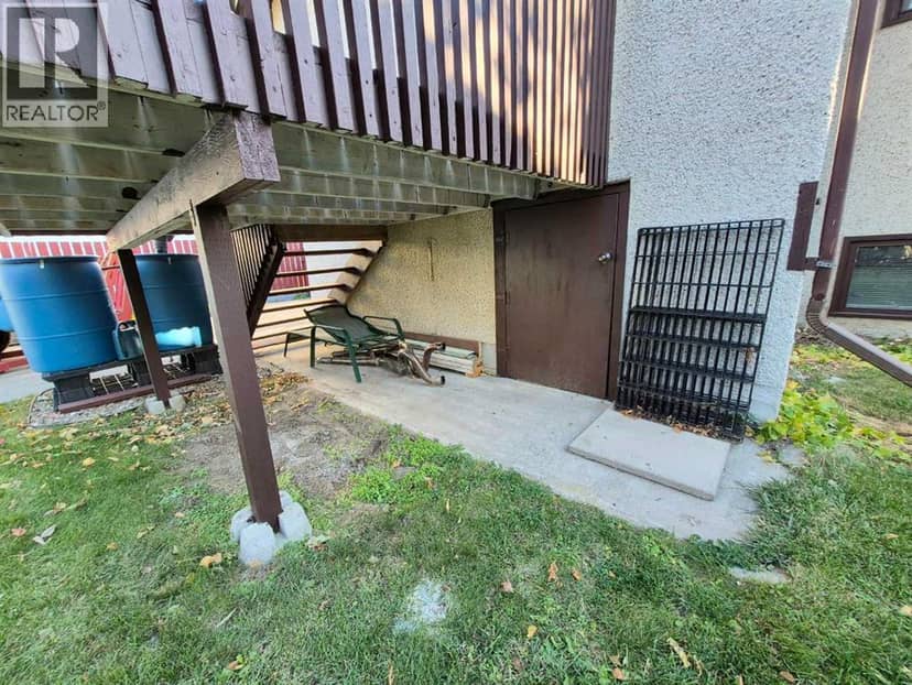 5209 40 Avenue — photo 34 of 40
