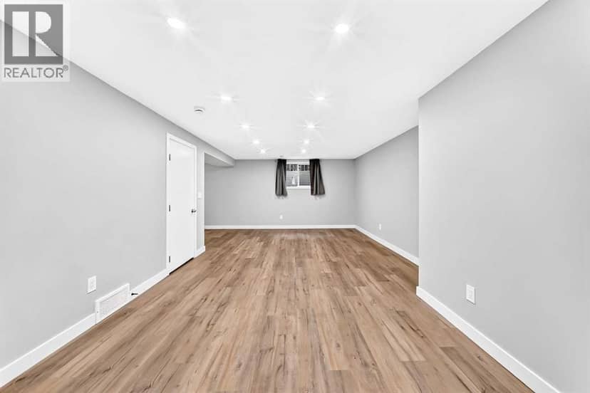 4123 Maryvale Drive NE — photo 22 of 40
