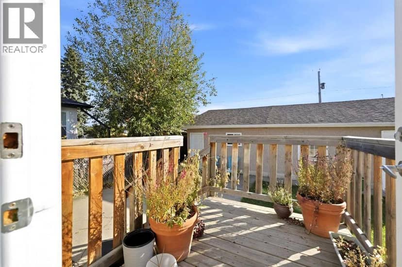 4205 35 Street — photo 28 of 33