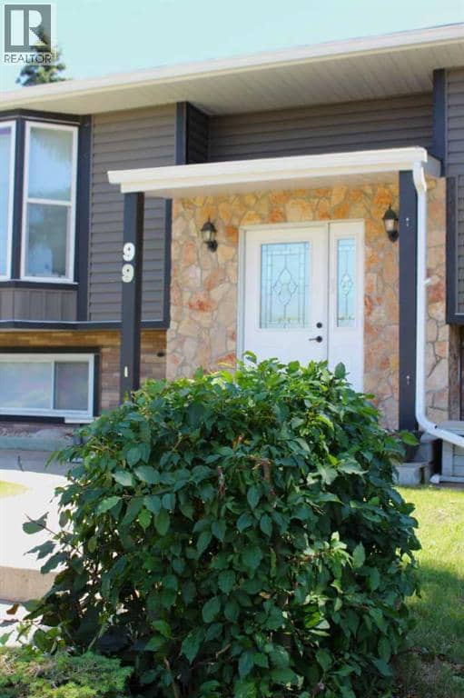 99 McNab Park Street E — photo 9 of 40