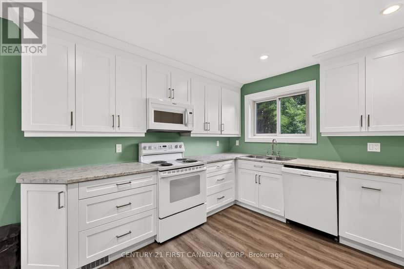 33943 Sunnyridge Road, Bluewater, photo 7