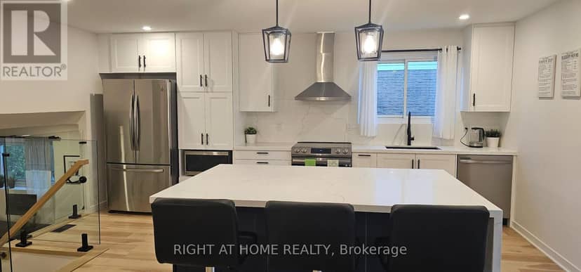 47 Simpson Avenue — photo 12 of 40