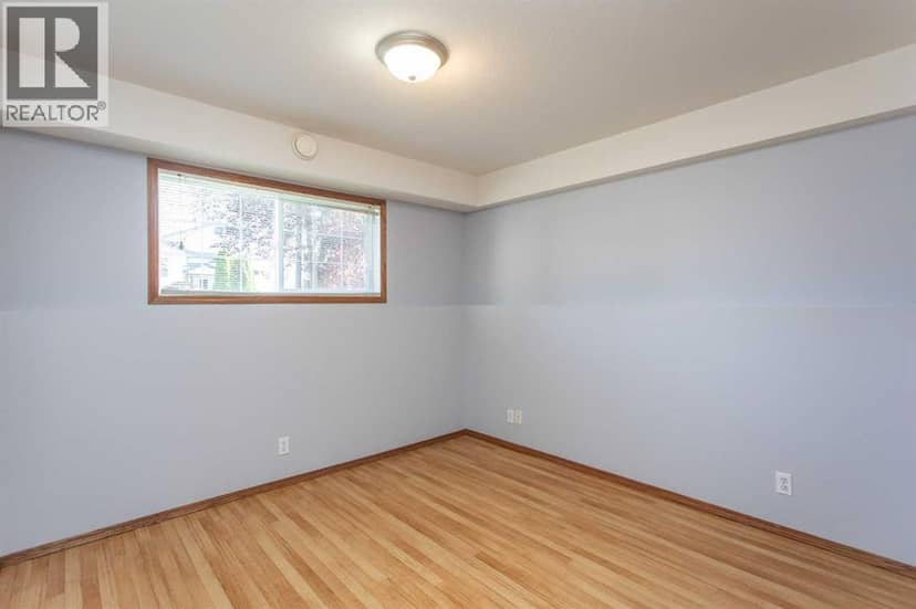 273 Kendrew Drive — photo 20 of 40