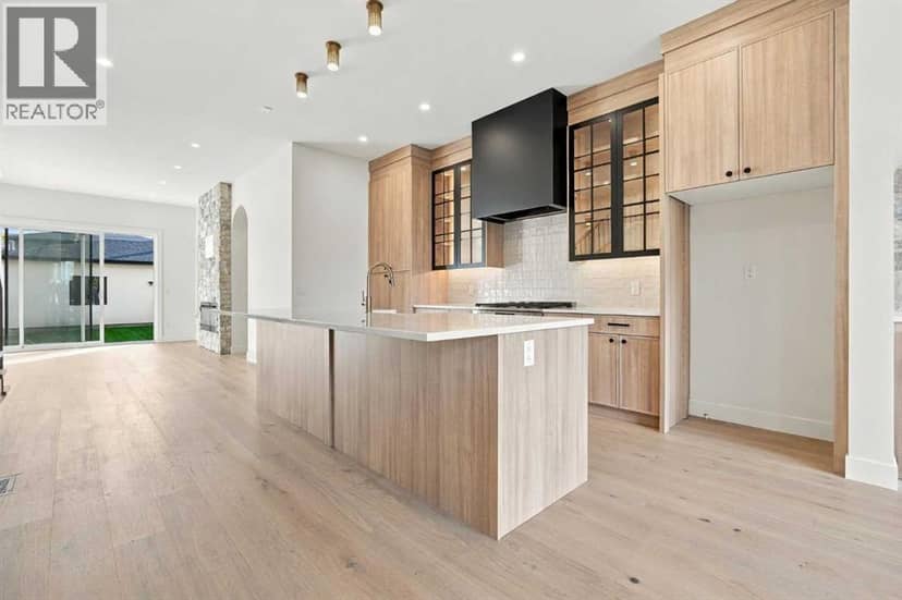 249 22 Avenue NE, Calgary, photo 5