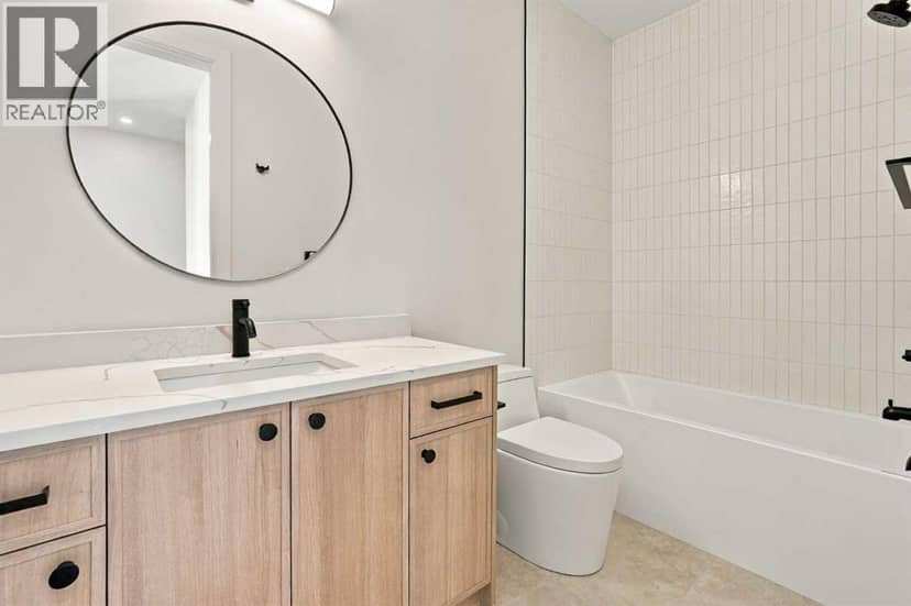 249 22 Avenue NE — photo 27 of 40