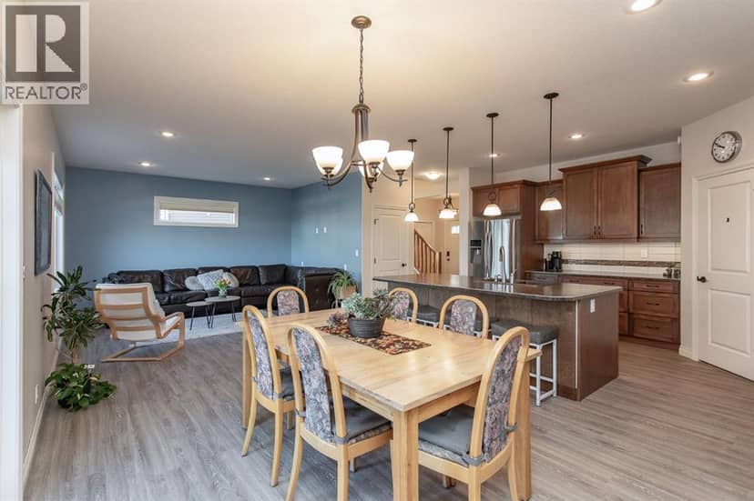 88 Kershaw Close — photo 15 of 40