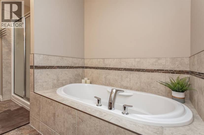 88 Kershaw Close — photo 25 of 40
