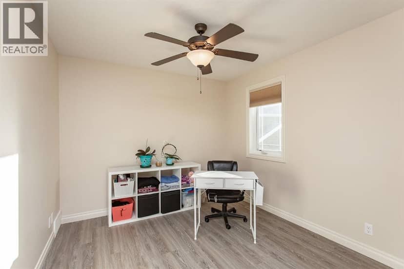 88 Kershaw Close — photo 29 of 40
