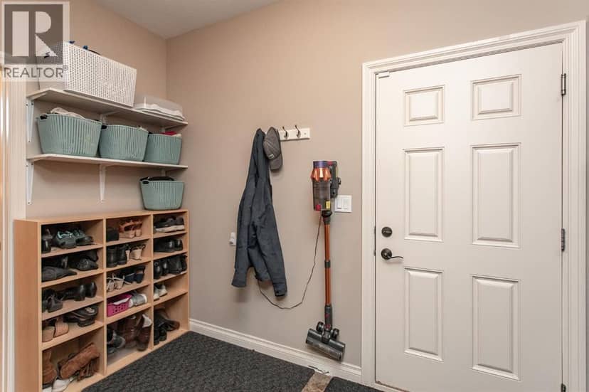 88 Kershaw Close — photo 19 of 40
