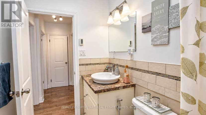 706 Rowntree Avenue — photo 17 of 40