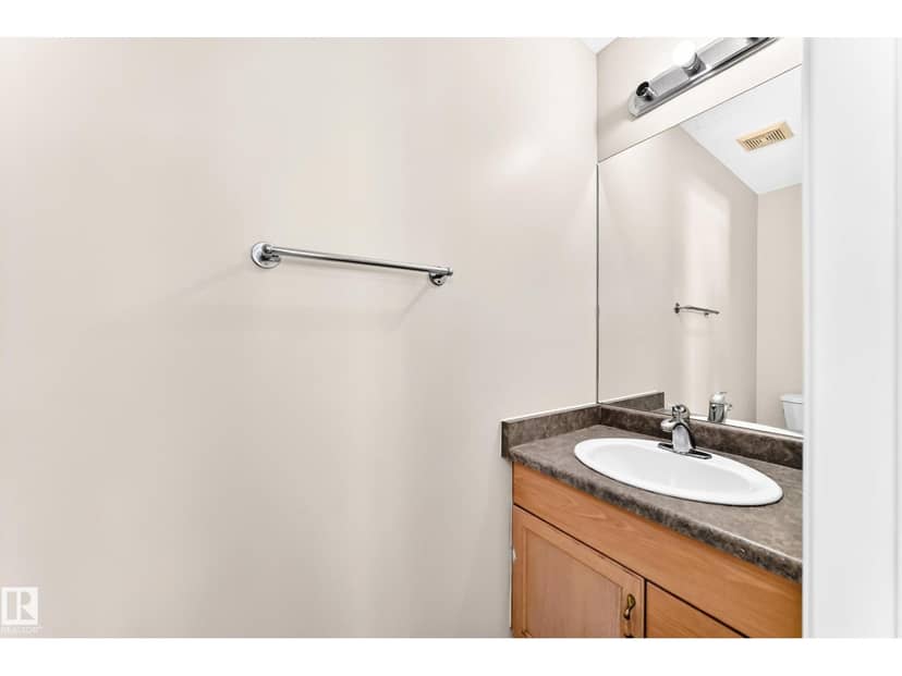 9518 106 AV NW — photo 27 of 40