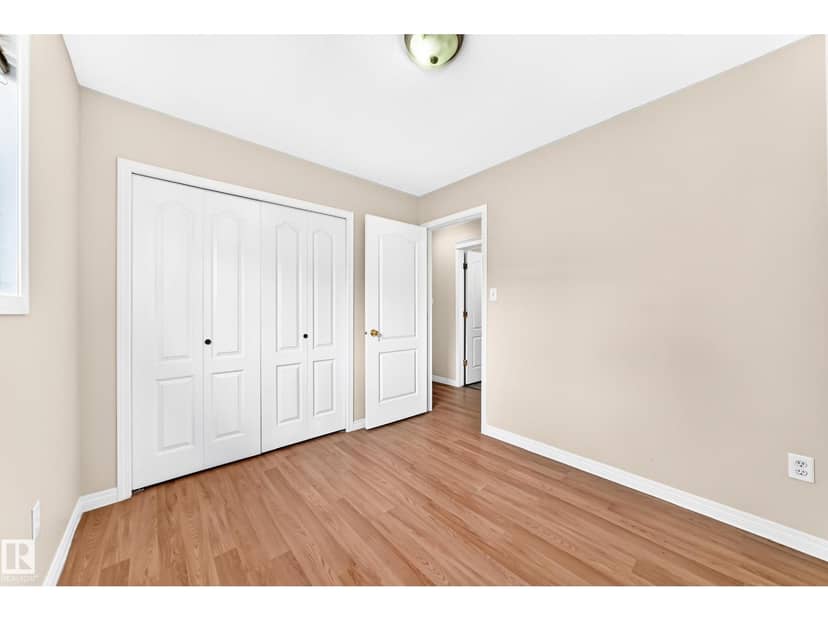 9518 106 AV NW — photo 31 of 40