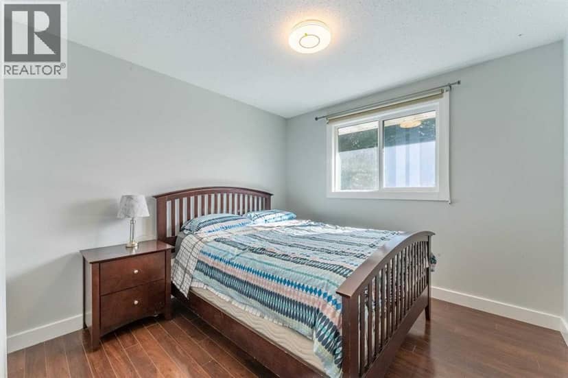 208 Woodpark Place SW — photo 21 of 40