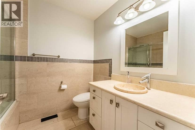 208 Woodpark Place SW — photo 15 of 40