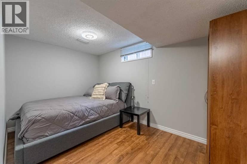 208 Woodpark Place SW — photo 32 of 40