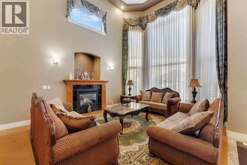 220 East Lakeview Place — photo 10 of 40