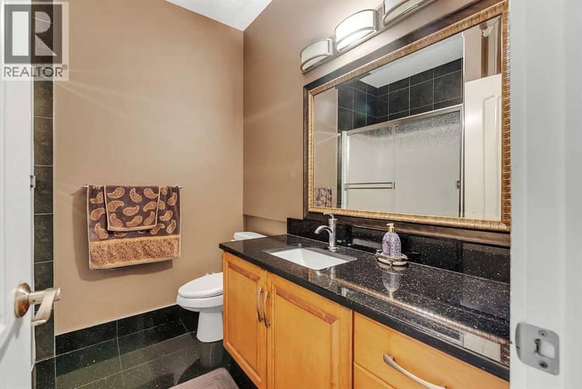 220 East Lakeview Place — photo 20 of 40