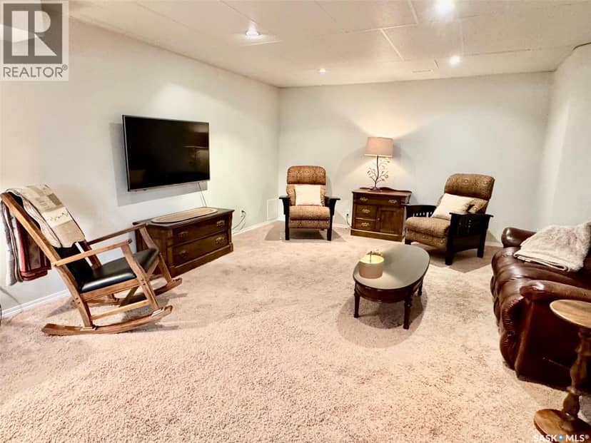 905 Water Ridge CRESCENT — photo 37 of 40