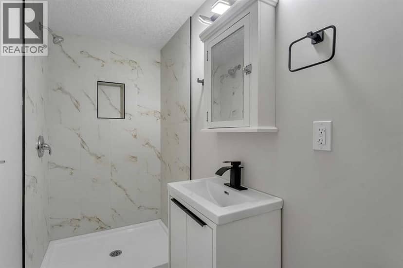3032 32A Avenue SE — photo 23 of 34