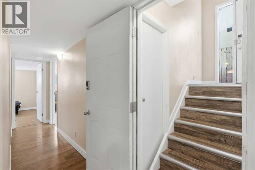 4646 80 Street NW — photo 18 of 36
