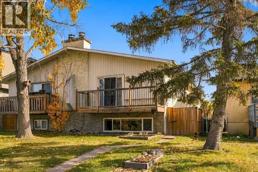 4646 80 Street NW, Calgary