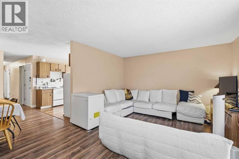 4646 80 Street NW — photo 9 of 36