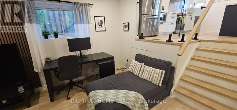 47 Simpson Avenue — photo 26 of 40