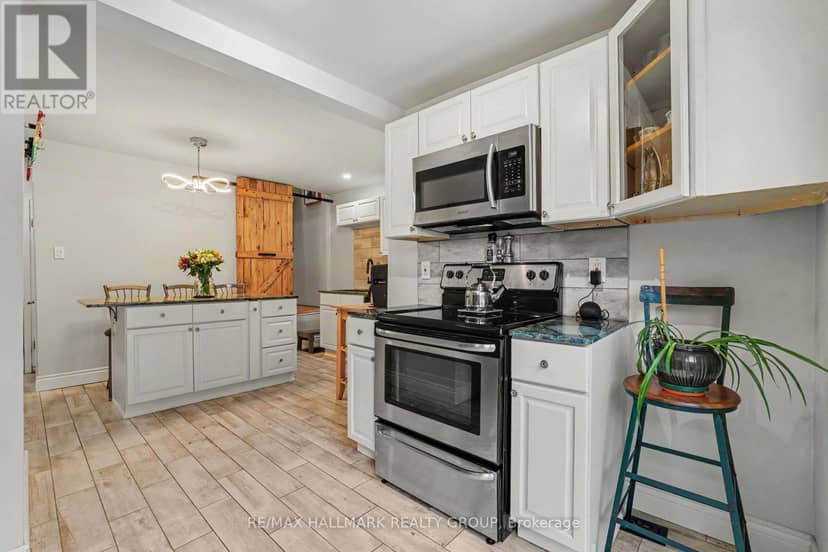 116 Hamilton Avenue N, Ottawa, photo 8