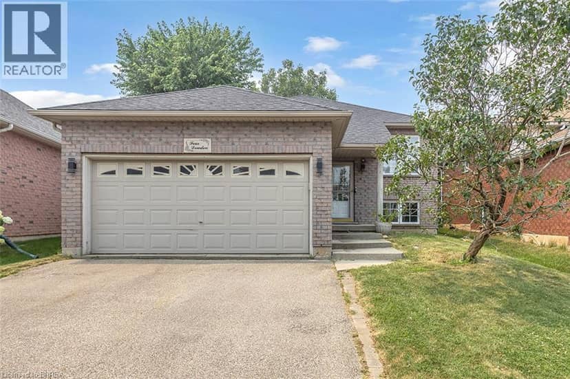 4 DOWDEN Avenue — photo 1 of 40