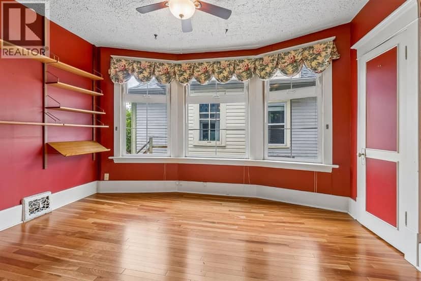 3217 Elbow Drive SW — photo 32 of 40