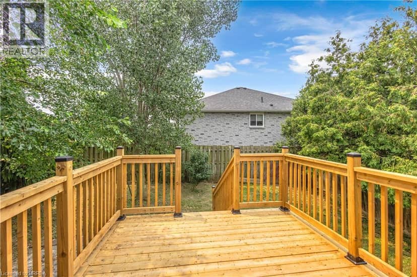 4 DOWDEN Avenue — photo 38 of 40