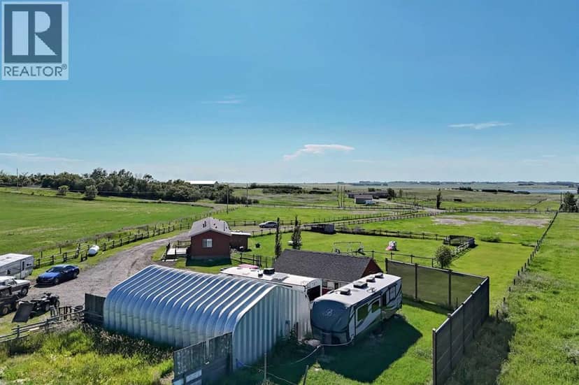 233075 Range Road 245, Rural Wheatland County, photo 2