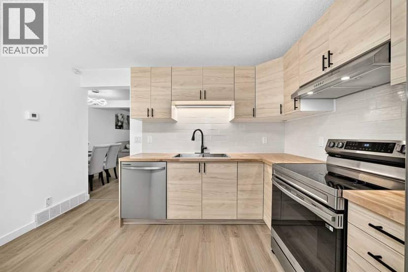 135 Woodsman Lane SW, Calgary, photo 8