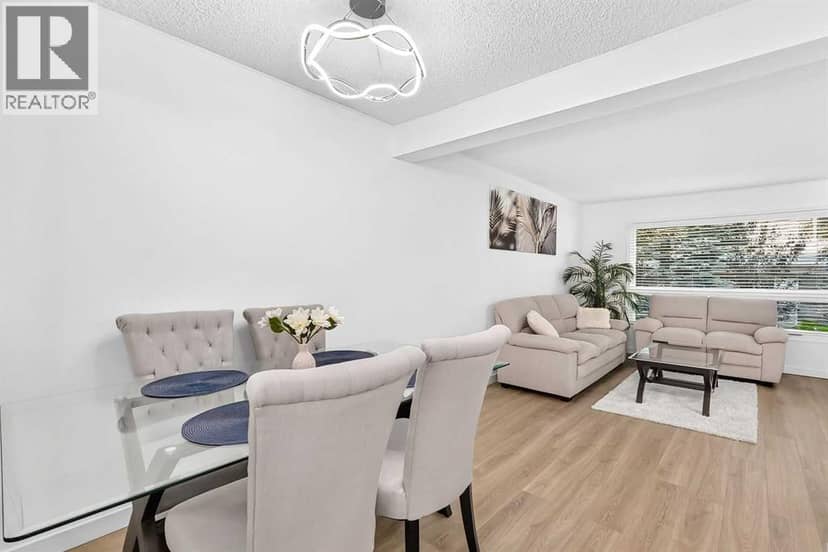 135 Woodsman Lane SW, Calgary, photo 5