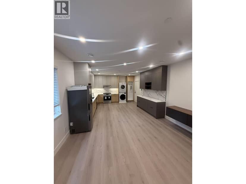 4636 Knight Street, Vancouver, photo 2