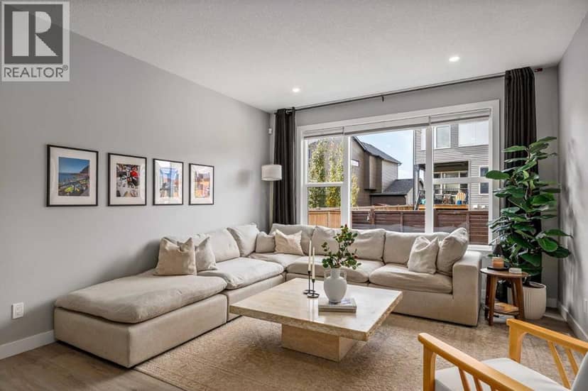 49 Seton Mews SE — photo 13 of 40