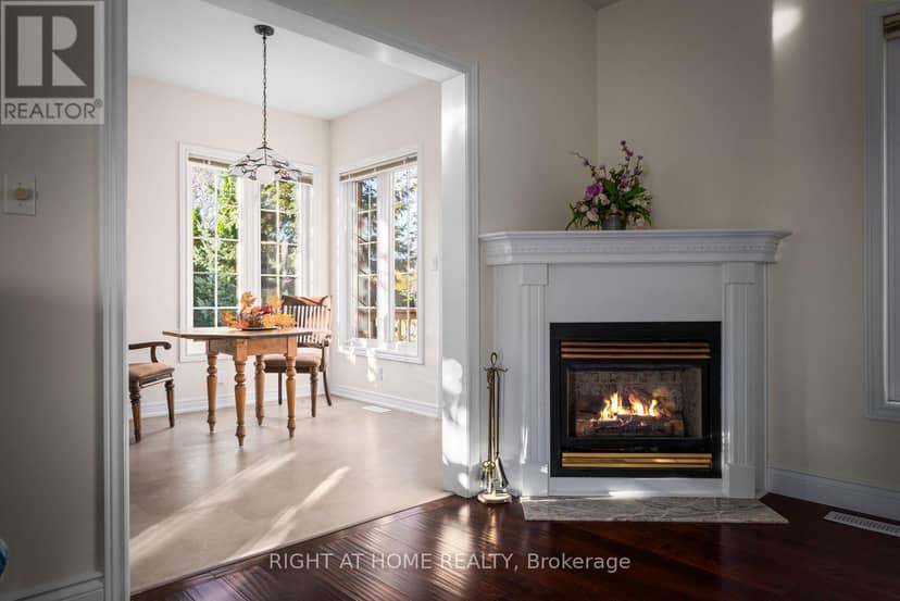 21 Crescent Moon Lane — photo 15 of 40