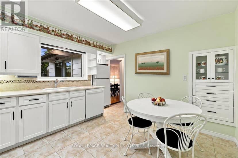 462 Evergreen Avenue, Hamilton, photo 8