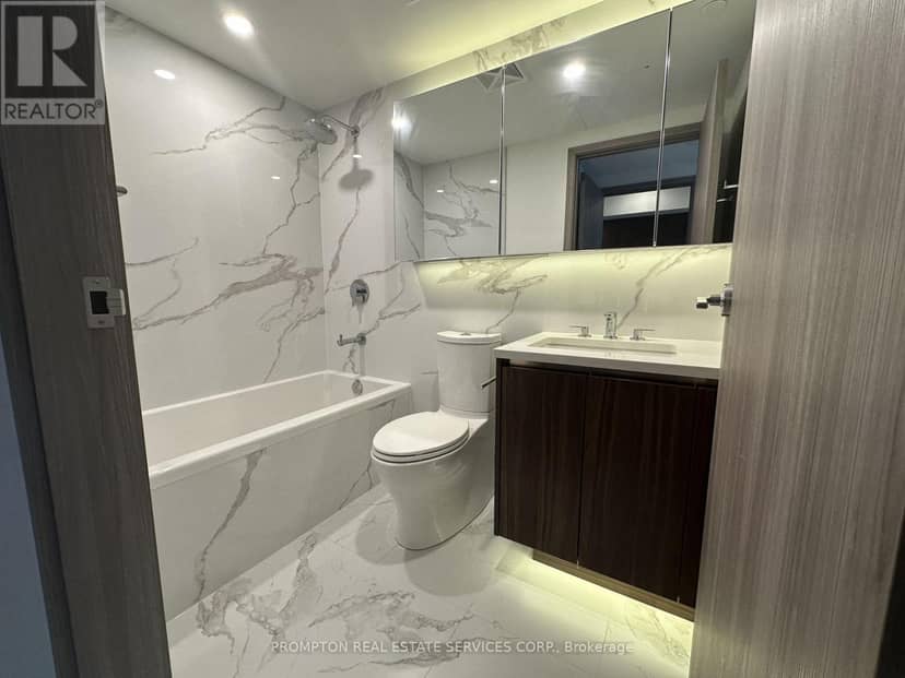 326 - 3 Concord Cityplace Way, Toronto, photo 8