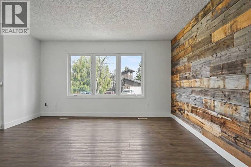 7330 99A Street — photo 9 of 24