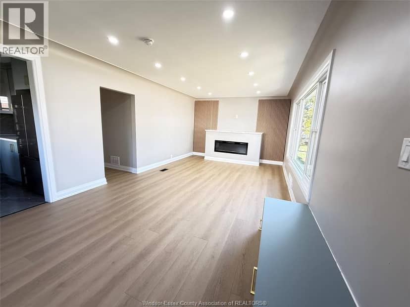 2870 Alexandra Avenue, Windsor, photo 6