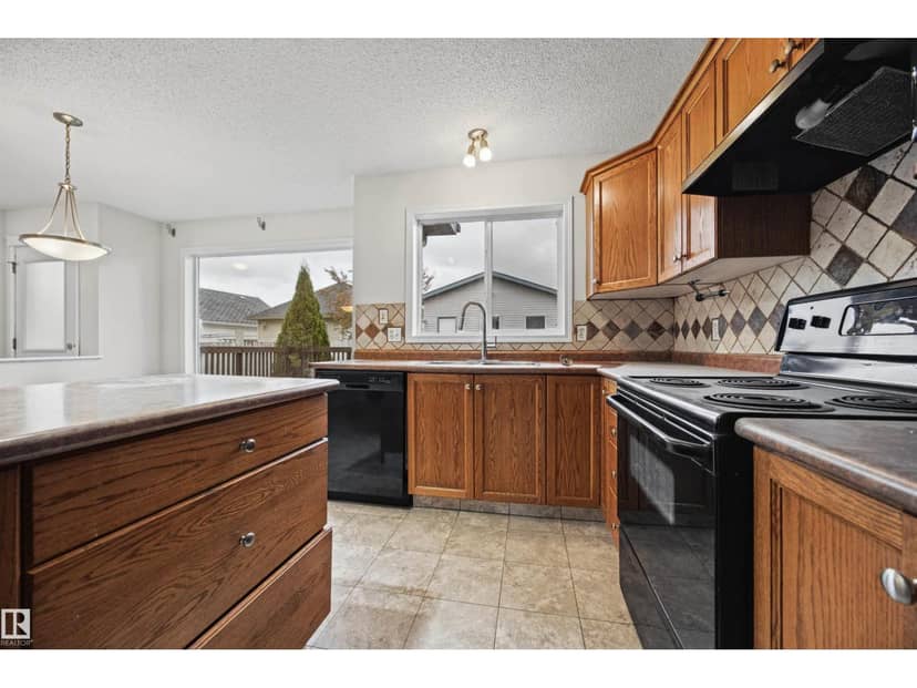 4618 Turner Square Sq NW — photo 13 of 34