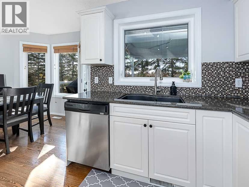 150 Hampstead Close NW, Calgary, photo 7