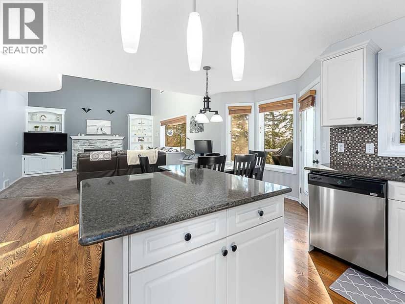 150 Hampstead Close NW — photo 12 of 40