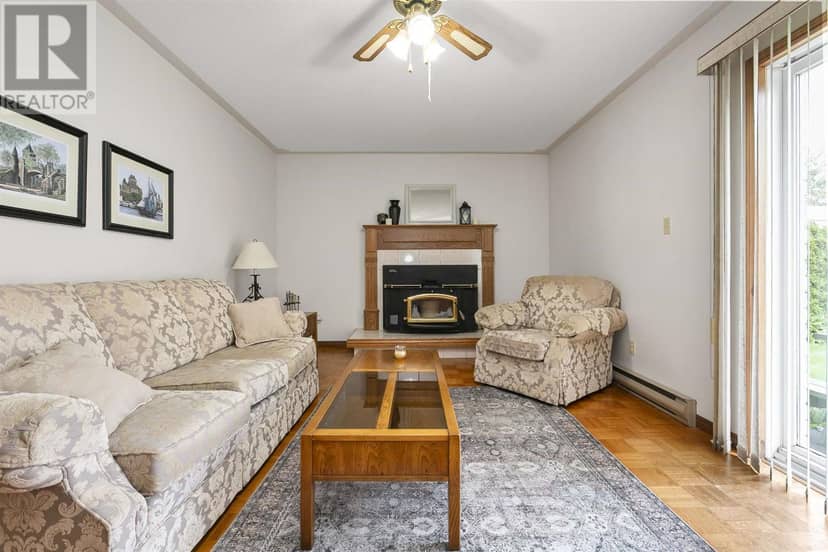 62 Laronde AVE, Sault Ste. Marie, photo 4