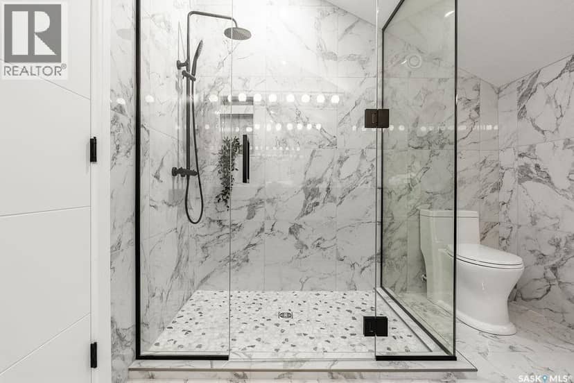1007 Osler STREET — photo 33 of 40